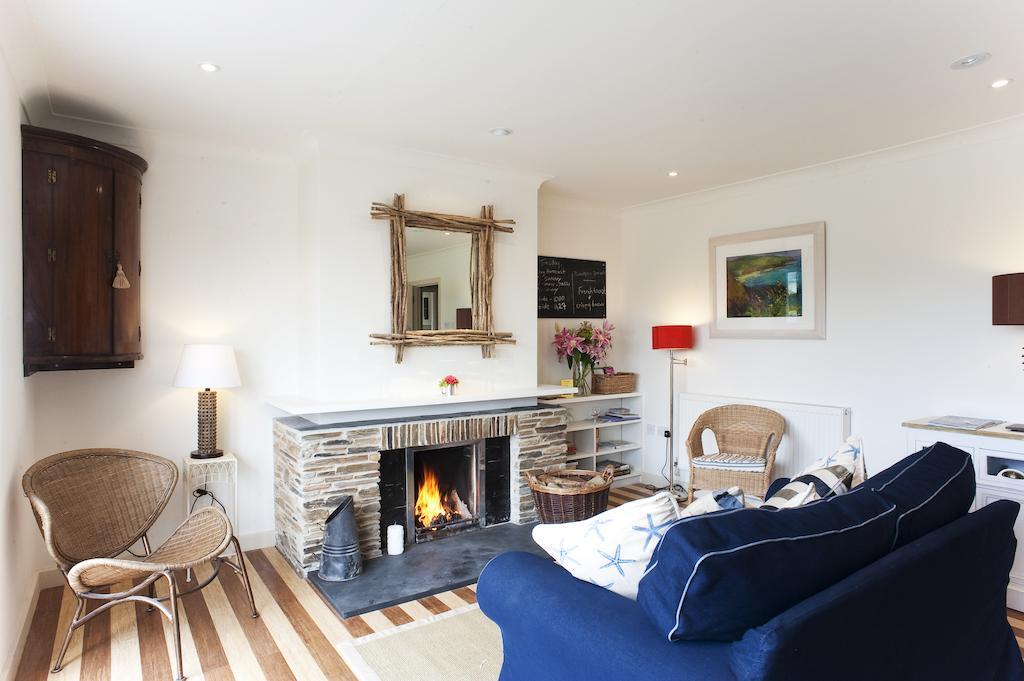Nearwater Bed and Breakfast Saint Mawes Exteriör bild