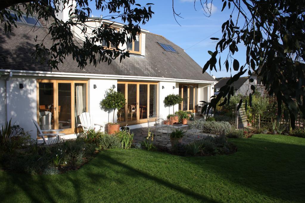 Nearwater Bed and Breakfast Saint Mawes Exteriör bild